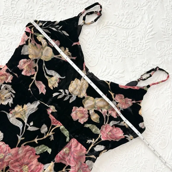 NWOT Lulus Alluring Blooms Black Floral Burnout Velvet Maxi Dress Large - Picture 6 of 7